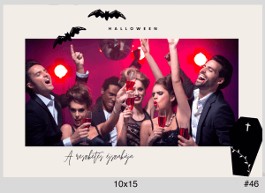 Jelmezes vendégek halloween selfie gép előtt