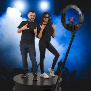 360 Selfie Gép Bérlés a Selfie Momentstől Videobbooth