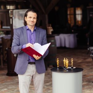 Összefoglaló kép az Inárcsi Levendulás nyílt napjáról, vendégek, szolgáltatók és a Selfie Moments csapat együtt ünnepelnek.