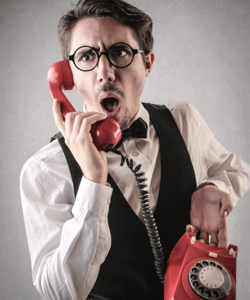 Beszédes Vendégkönyv használat közben egy esküvőn